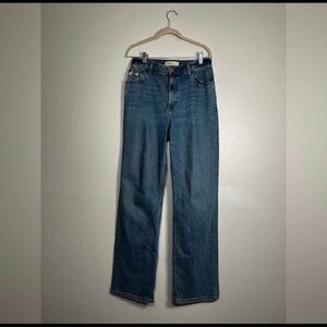 Abercrombie & Fitch 90s relaxed high rise Jean 29L curve love